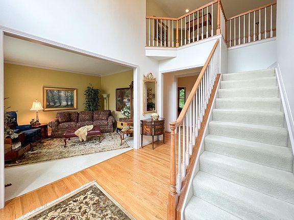2nd image of 6687 Miami Woods Dr