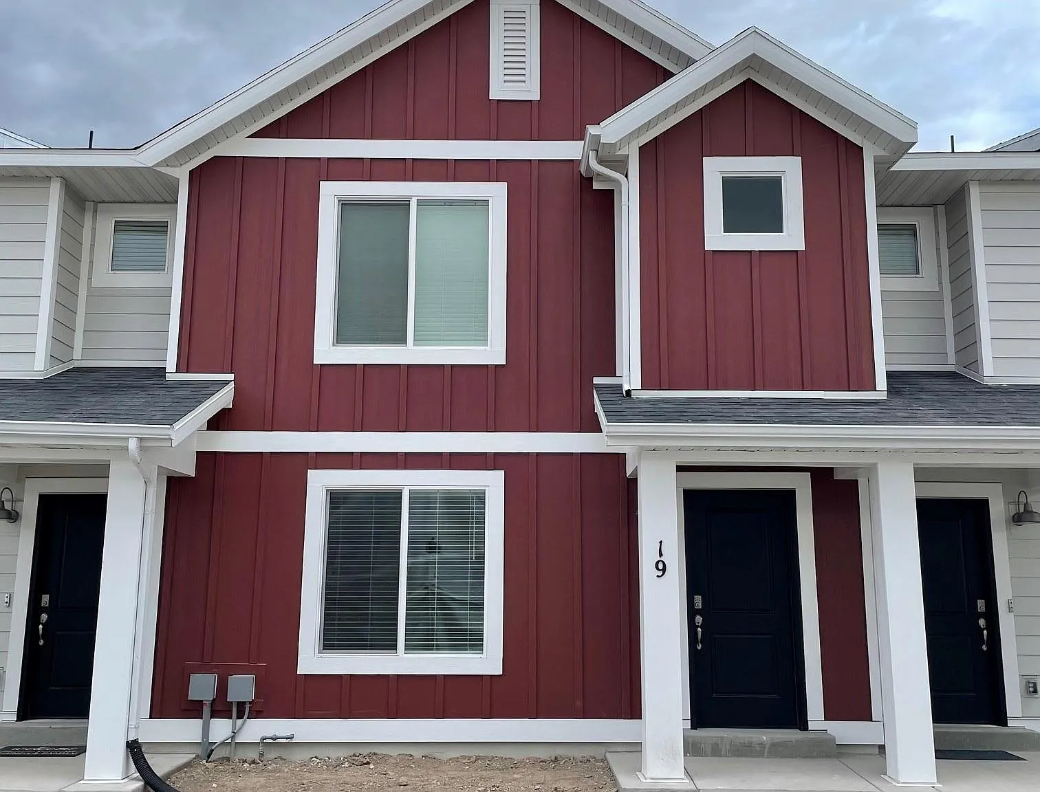 3 bed, 1400 sqft, $1,995 — Photo 2