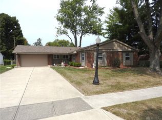 311 Katy Ln, Englewood, OH 45322