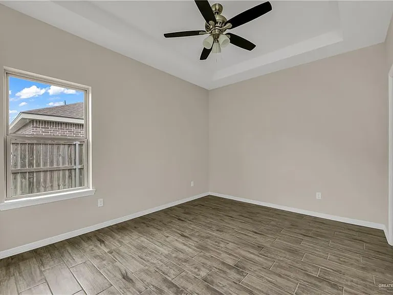 1100 E Mahala Ave #3 — Photo 12
