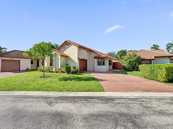 3rd image of 11330 SW 8th Place