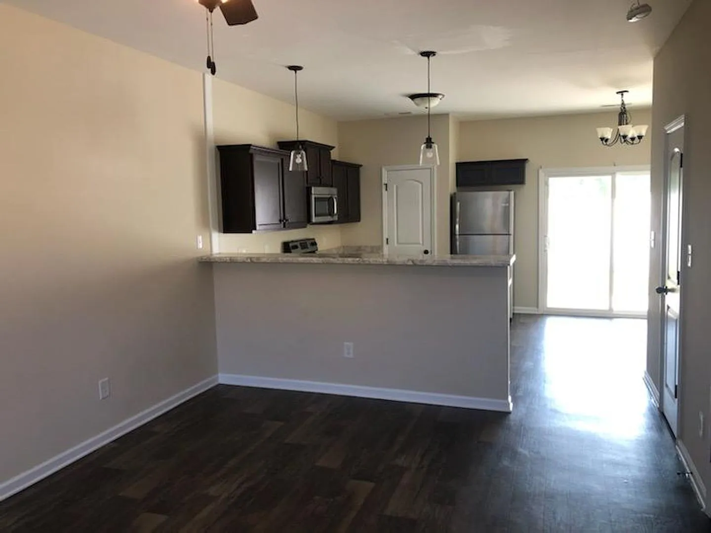 2 bedroom, 2.5 bath townhouse in Sneads Ferry Justice Farm Townhome community — Photo 3