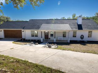 1011 Santa Fe Trl, Horseshoe Bay, TX 78657