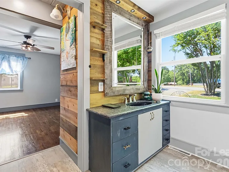 20618 Cornelius Ct — Photo 23