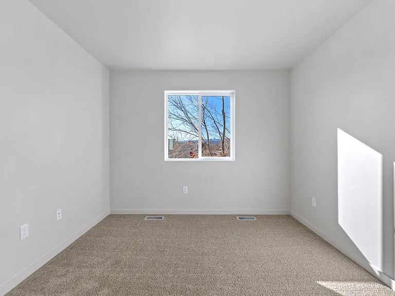 2773 Caspain Way #B — Photo 24