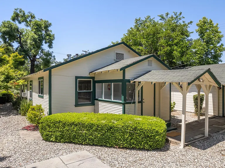 7738 Saint Helena Hwy — Photo 19