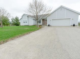 402 E Pleasant St, Iron Ridge, WI 53035