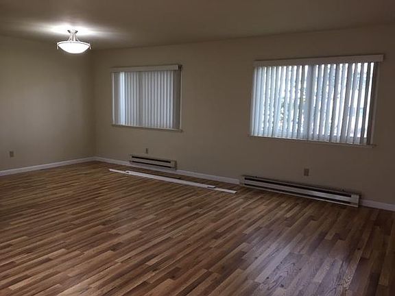 5th image of 1228 W McKinley Ave