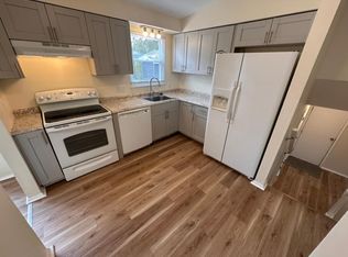 446 El Centro Dr, Toledo, OH 43615