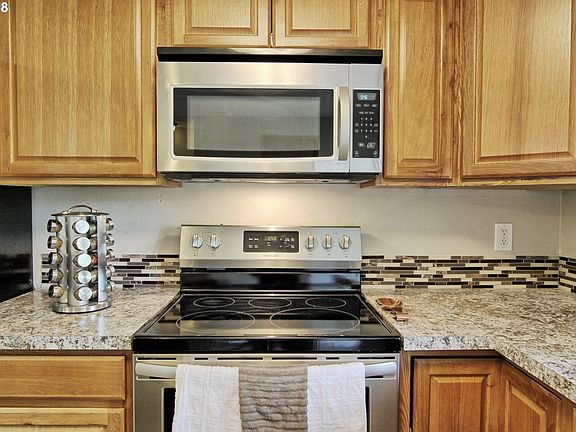5th image of 13216 NE Salmon Creek Ave Unit M6