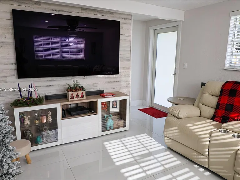 10731 SW 51st Dr — Photo 19