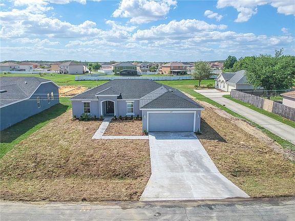 3rd image of 439 Britten Dr