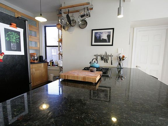 3rd image of 10 Prospect Park SW APT 30