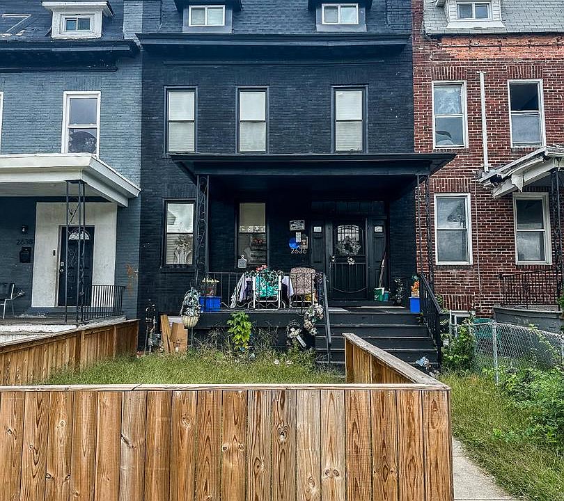 1st image of 2636 Oswego Ave