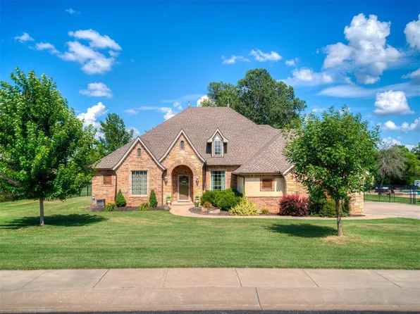 2362 Cornerstone Dr, Newcastle, OK 73065