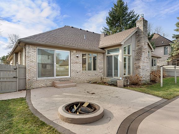 5th image of 14931 Patterson Dr
