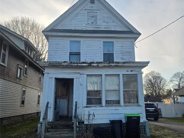 72 S 3rd Ave, Ilion, NY 13357