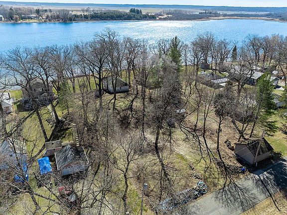 4th image of W7747 WISCONSIN PARKWAY