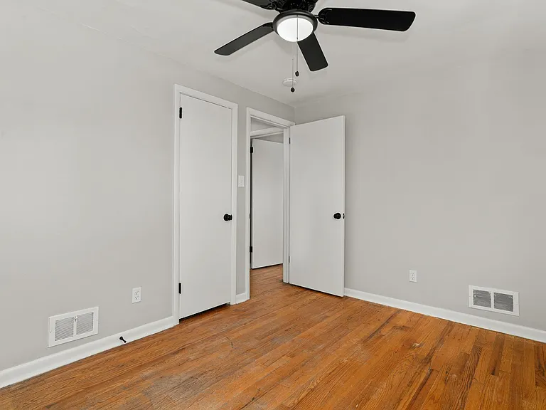 2330-2340 Candace St #&-400-402 — Photo 14