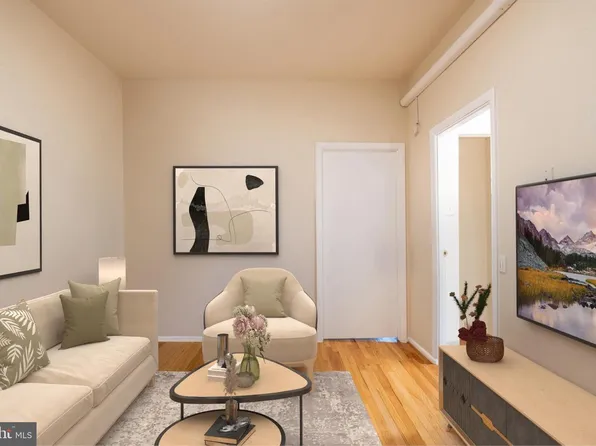1736 Pine St, Philadelphia, PA