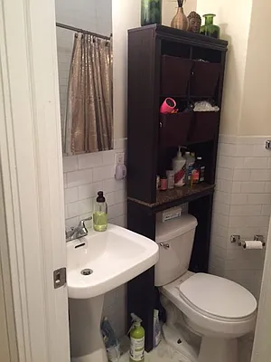 Rented by Cooper & Cooper Real Estate | media 23