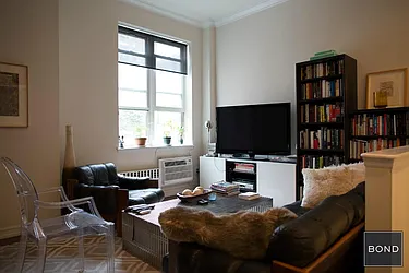 Rented by Bond New York