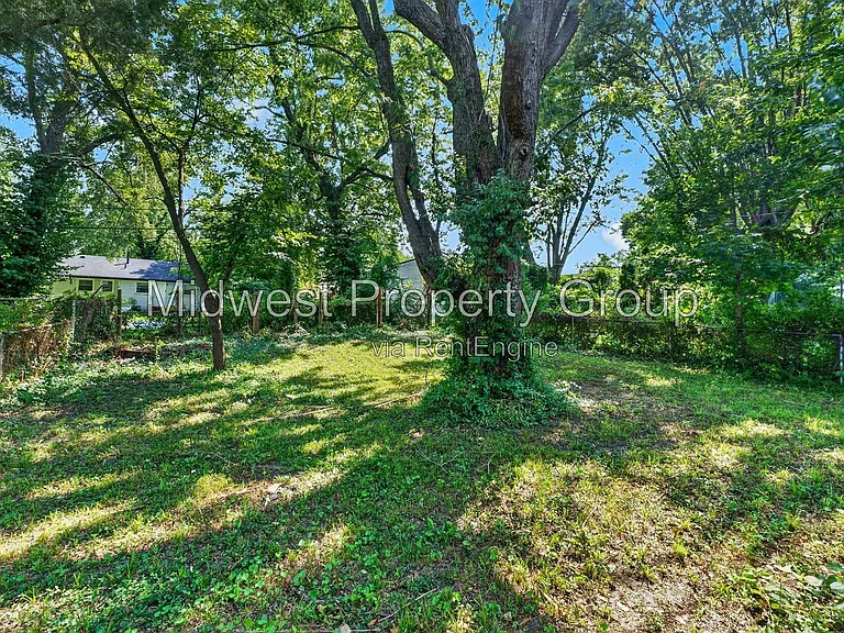 338 Lancashire Rd — Photo 26