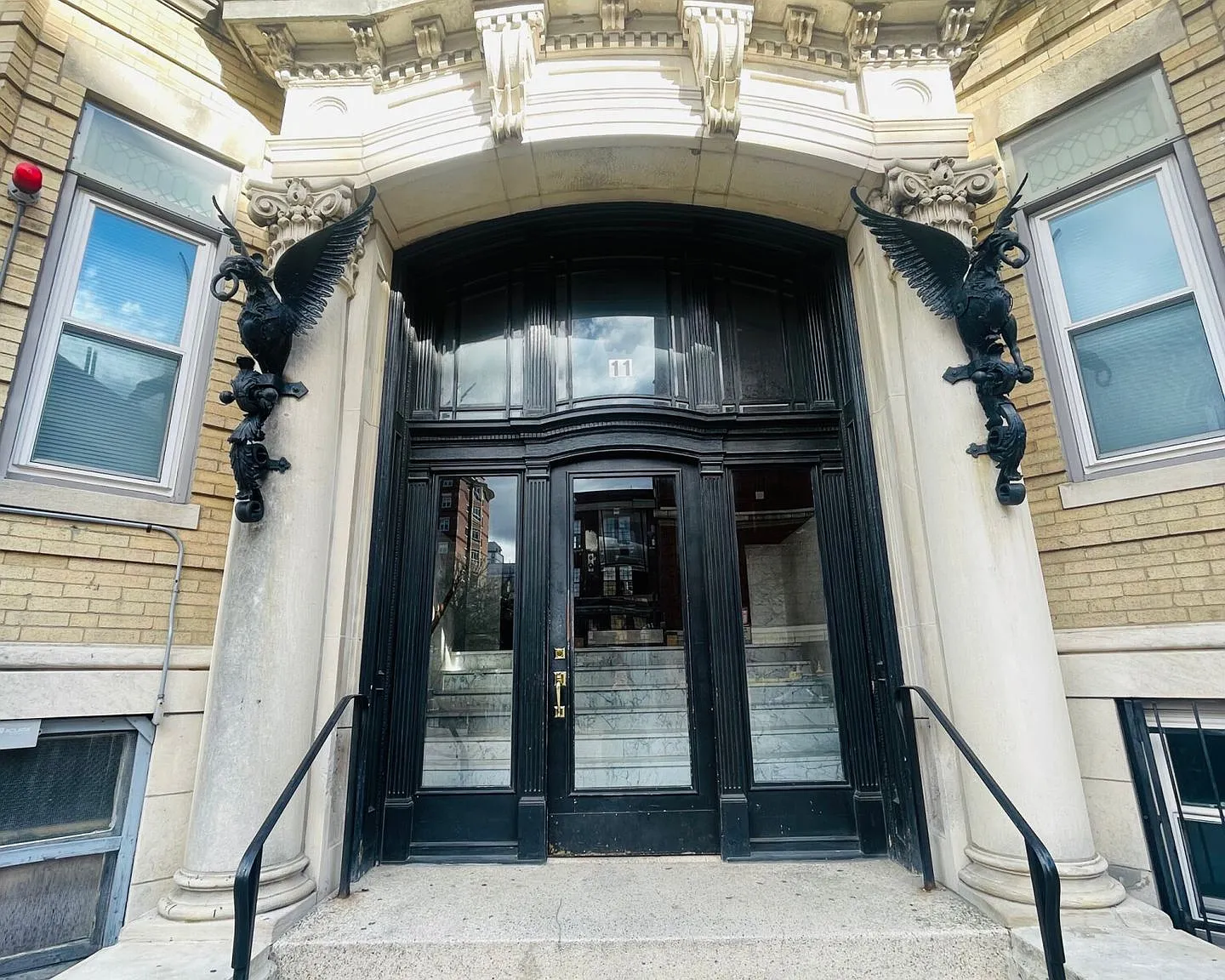 11 Tetlow — Photo 1