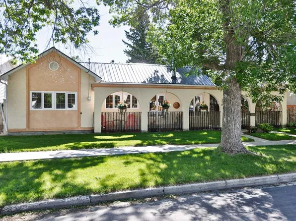 1021 W 7th St N, Lethbridge, AB T1H 1Y8