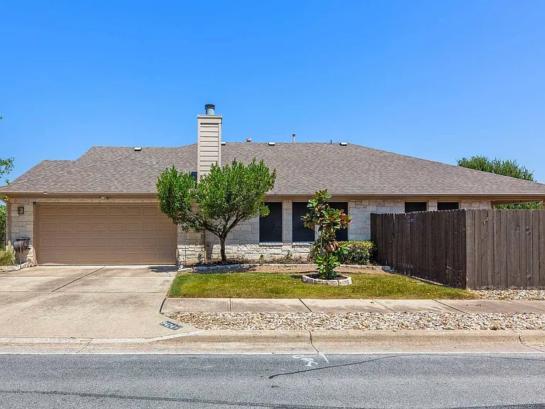 9424 Morgan Creek Dr — Photo 33