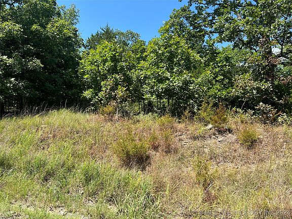 2nd image of 55 Dogwood Arrowhead Estate Dr