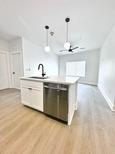 3000 Duval St #104 Photo 1