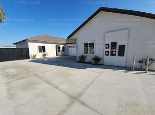 9716 Krista Vineyard Way #B, Bakersfield, CA 93306