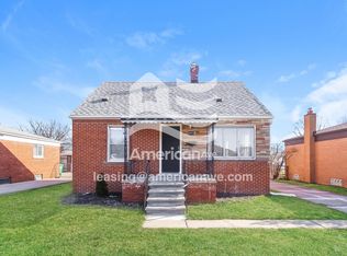 24914 Rosalind Ave, Eastpointe, MI