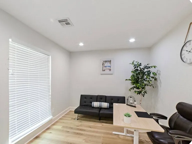 5642 Cartagena St — Photo 33