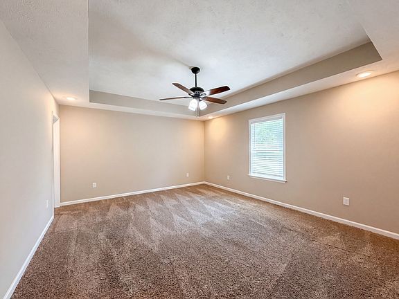 4th image of 340 Elm Ave