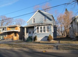 23 E 137th Pl, Riverdale, IL 60827