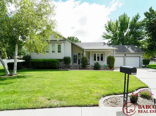 3004 Brentwood Way, Grand Island, NE 68801