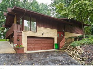 4890 Firwood Dr, North Canton, OH 44720