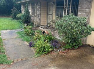 1701 Waverly Dr, Texarkana, TX 75501