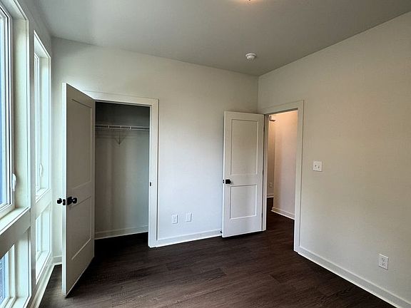 5th image of 2504 Freeman Rd