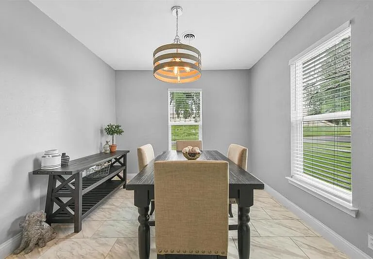 6209 Calmont Ave — Photo 8