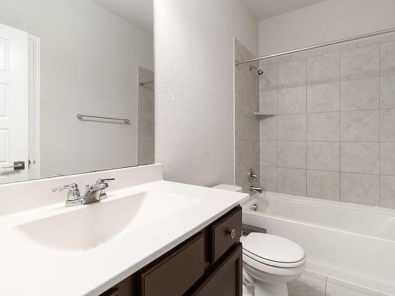 4th image of 2410 Greystone Lndg
