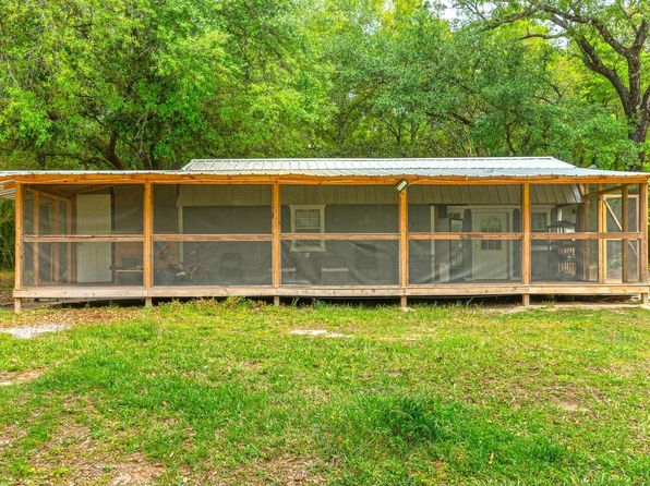 6188 Old River Rd, Baker, FL 32531