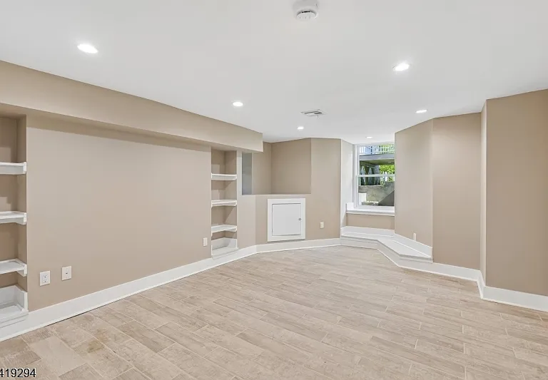 49 Park Ave #1 — Photo 17