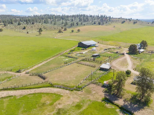 43273 Sycan Rd, Beatty, OR 97621