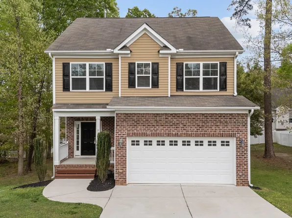 219 Millwood Dr, Clayton, NC 27527