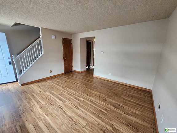 3rd image of 739 37th Ave APT 2