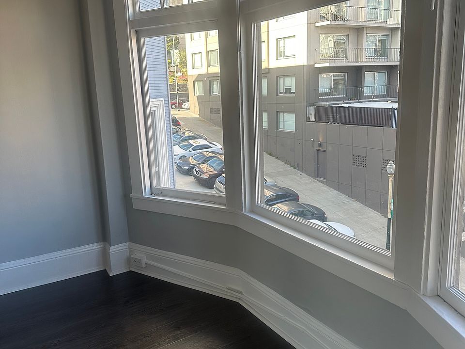 1st image of 729 Mason St APT 4