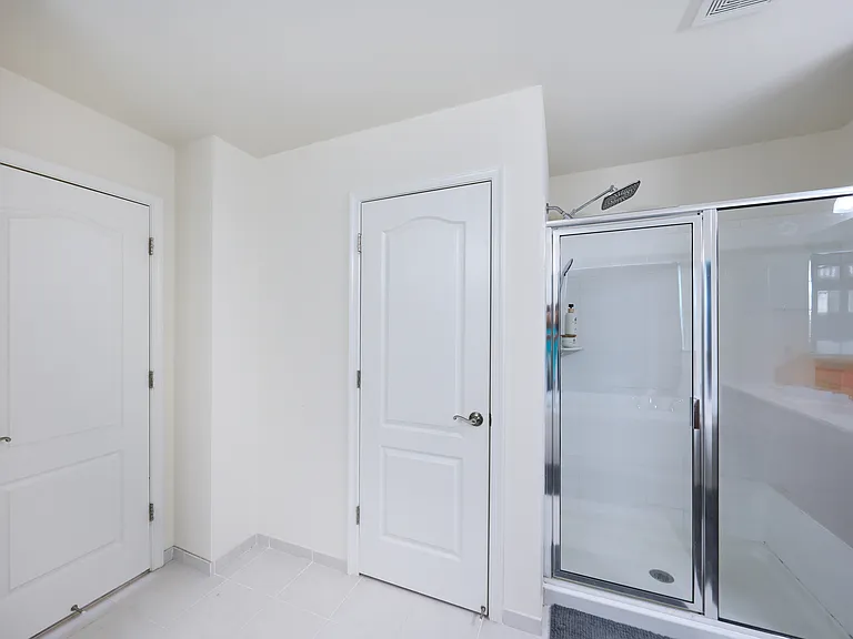 24887 Coventry Grove Ct — Photo 29